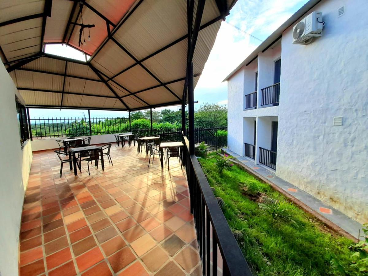 Cosmos Tatacoa Hotel Villavieja Eksteriør bilde