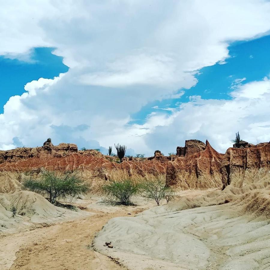 Cosmos Tatacoa Hotel Villavieja Eksteriør bilde