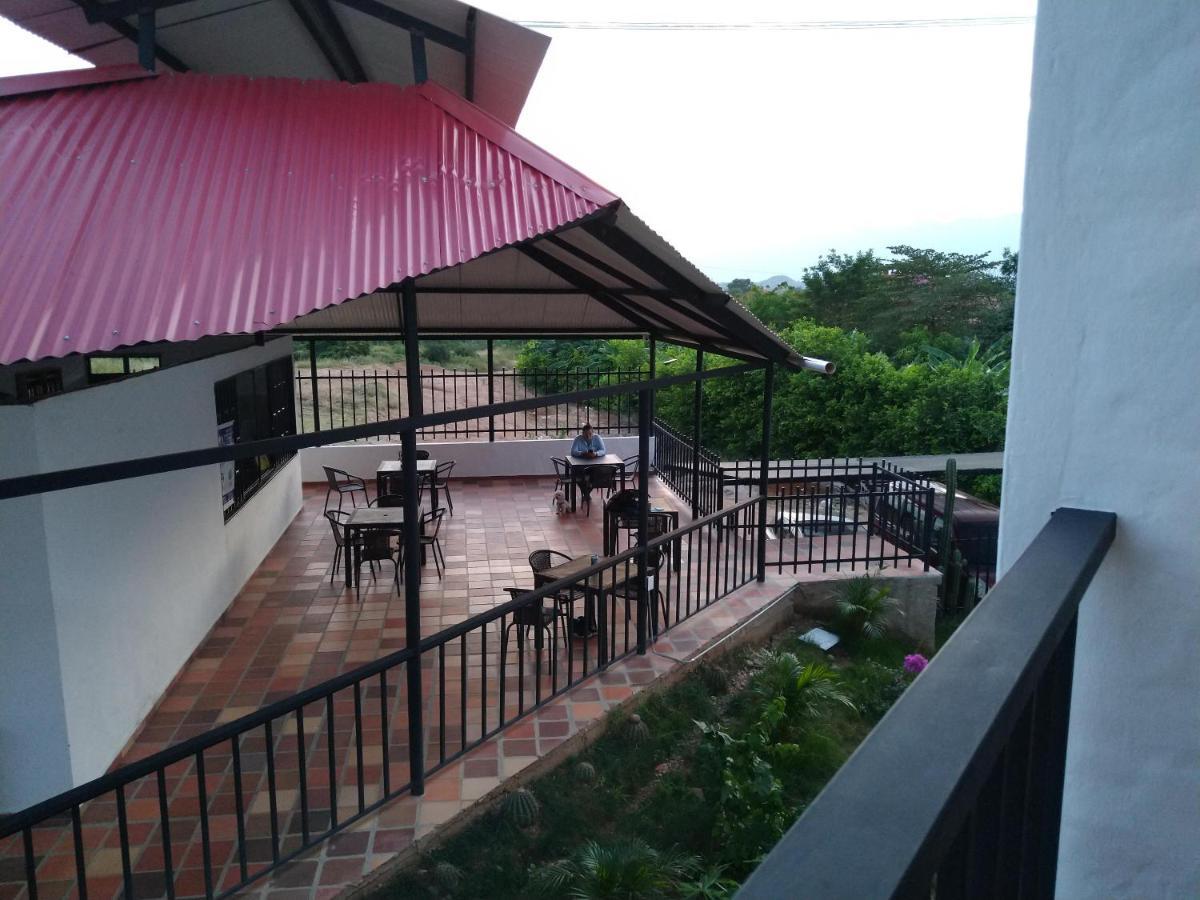 Cosmos Tatacoa Hotel Villavieja Eksteriør bilde
